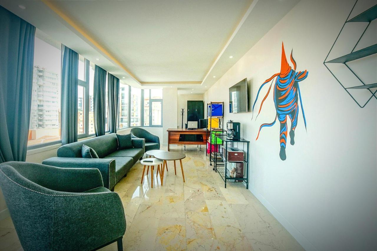Manu Startup House Hostel Истанбул Екстериор снимка