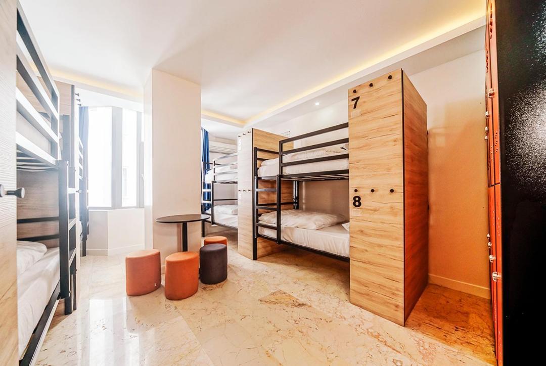 Manu Startup House Hostel Истанбул Екстериор снимка